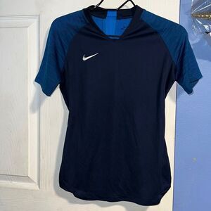 Nike Women's Strike
Short Sleeve Jersey size S